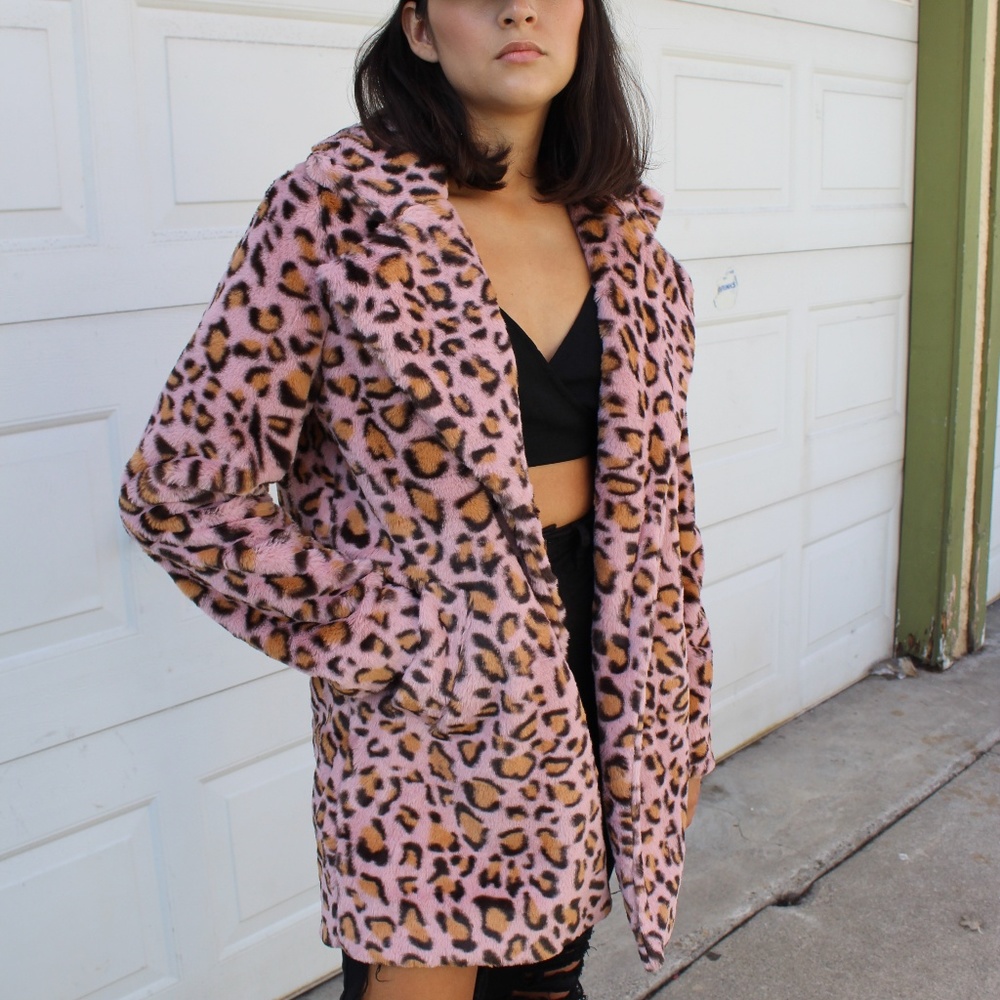 ποΈ//Bloggers Fave Collection// pink leopard coat - Picture 6 of 8